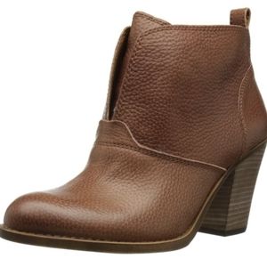 SALE! LUCKY BRAND Ehllen Leather Booties Ankle Boots - 7.5